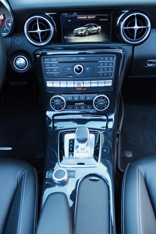 Mercedes-Benz SLC 300