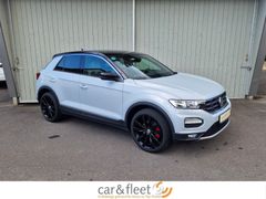 Fahrzeugabbildung Volkswagen T-Roc 1.5 TSI Sport Navi Leder SiHz PDC ACC AHK