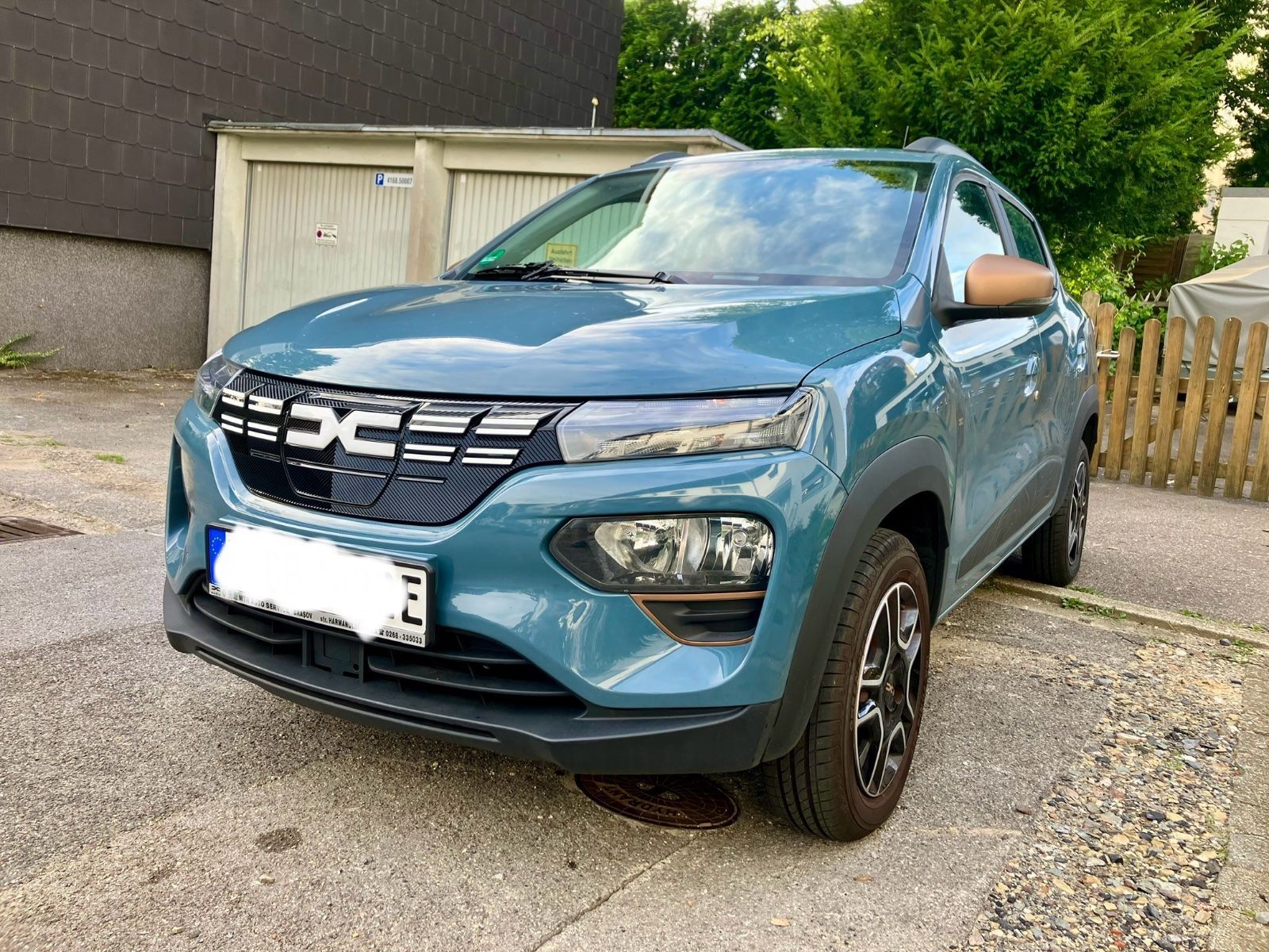 DACIA Spring