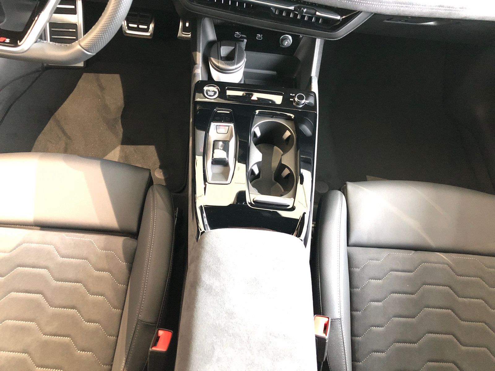 Audi A6 e-tron - Bild 8