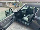 Porsche 993 Carrera Cabrio - Porsche 993: Schwarz