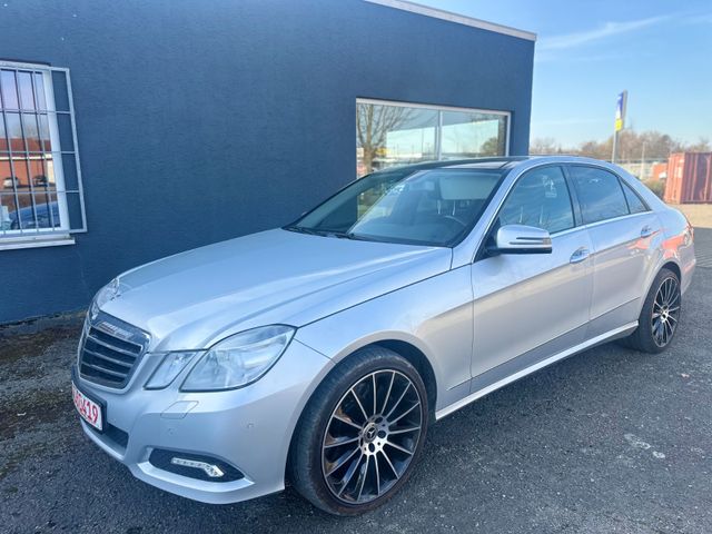 Mercedes-Benz E 500 5.5 V8 Tüv Neu!