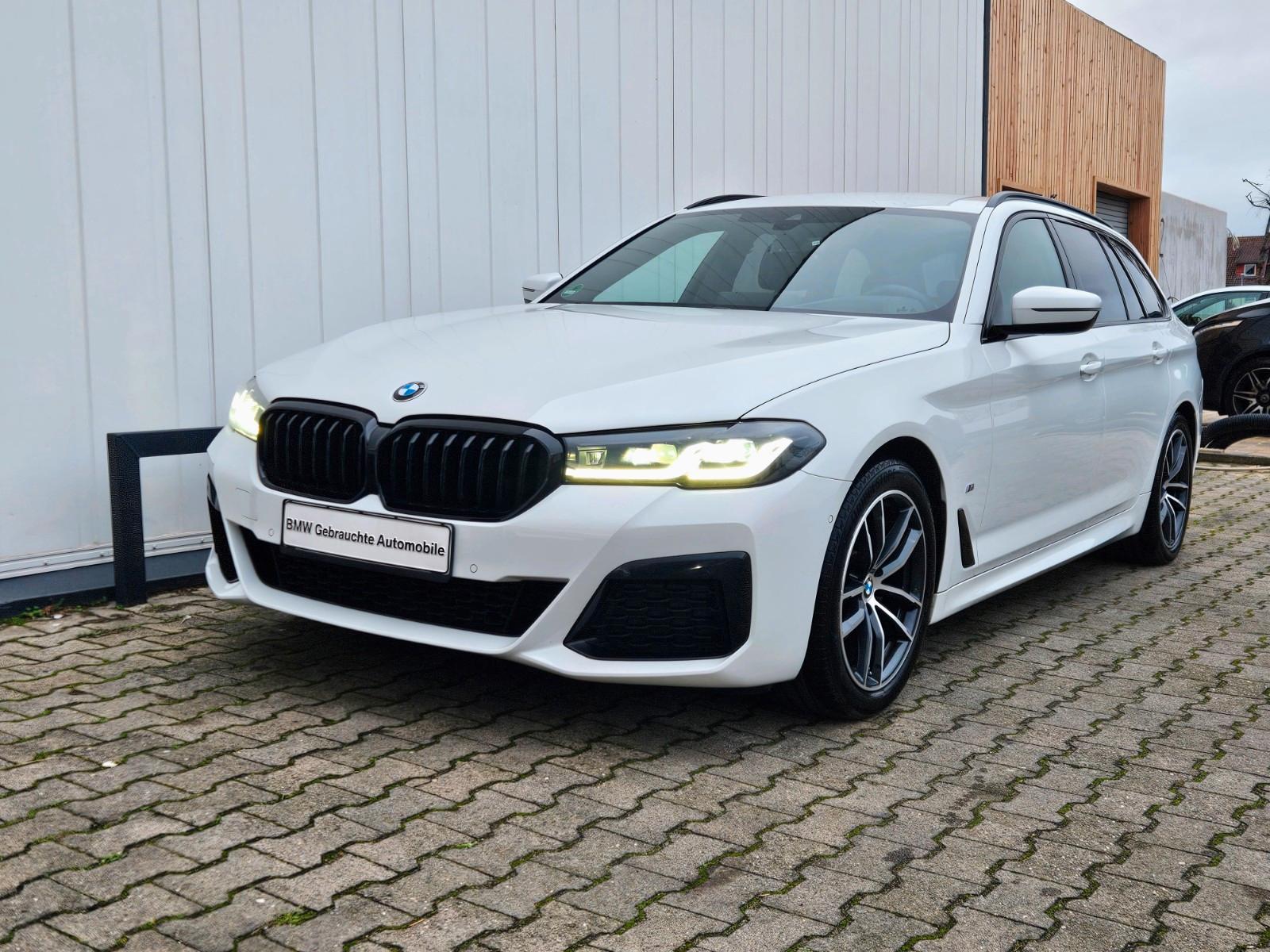 BMW 520d*M-SPORT*HUD*KAMERA*KEYLESS*AHK*STANDHEIZUNG