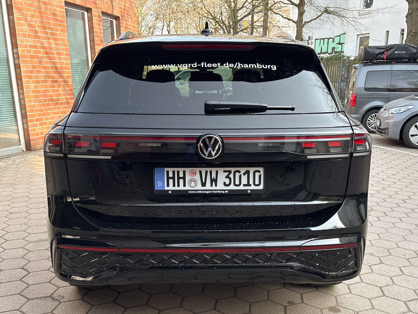Volkswagen Tiguan R-Line 1,5 eHybrid DSG Panoramadach AHK foto 5