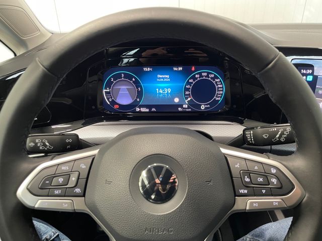 Golf VIII Active 2.0 TDI FAHRSCHULWAGEN