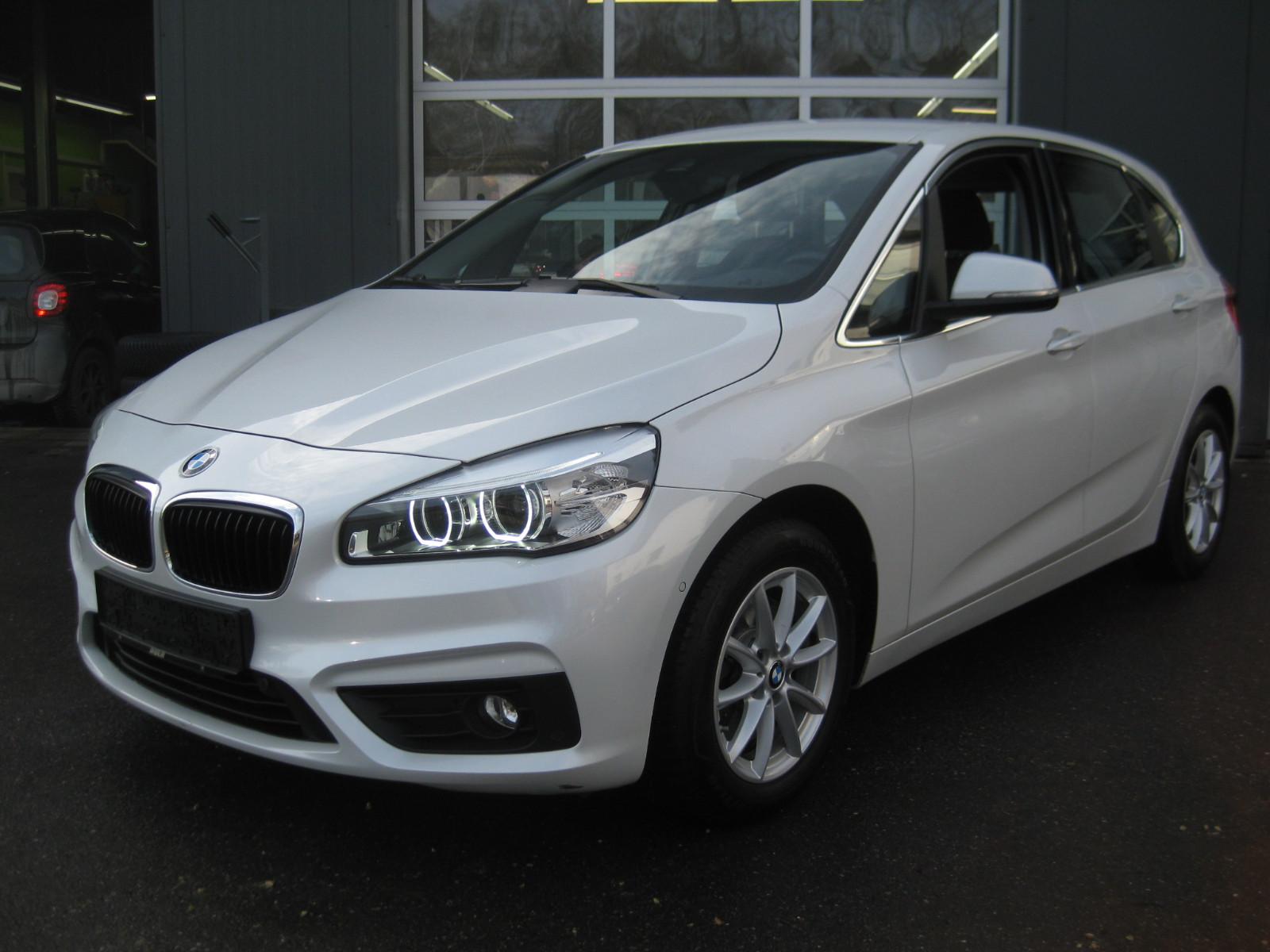 BMW 218 Active Tourer "AUTOMATIK-NAVI-GEPFLEGT"