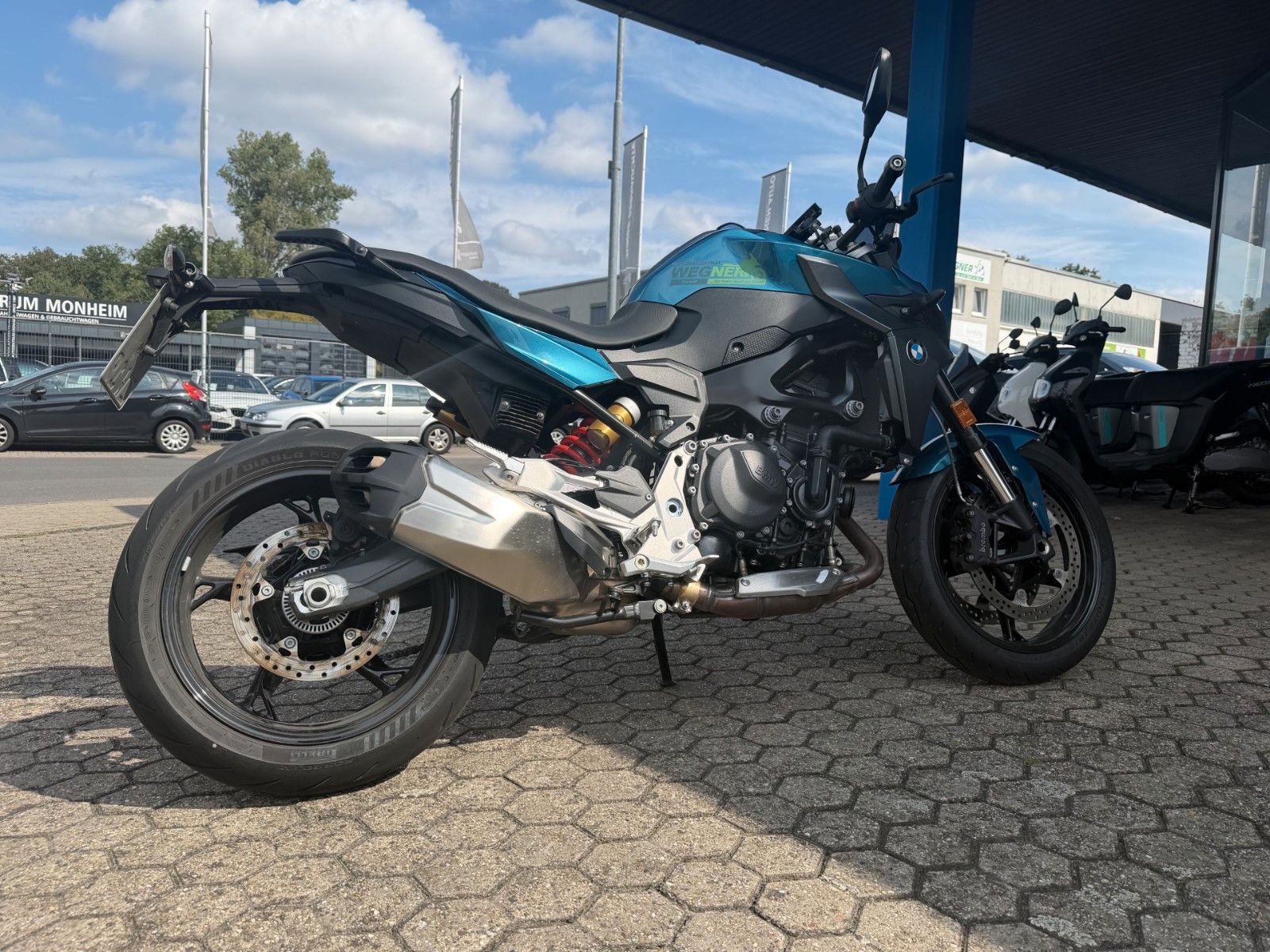Fahrzeugabbildung BMW F 900 R Komfort+Dynamik-Paket