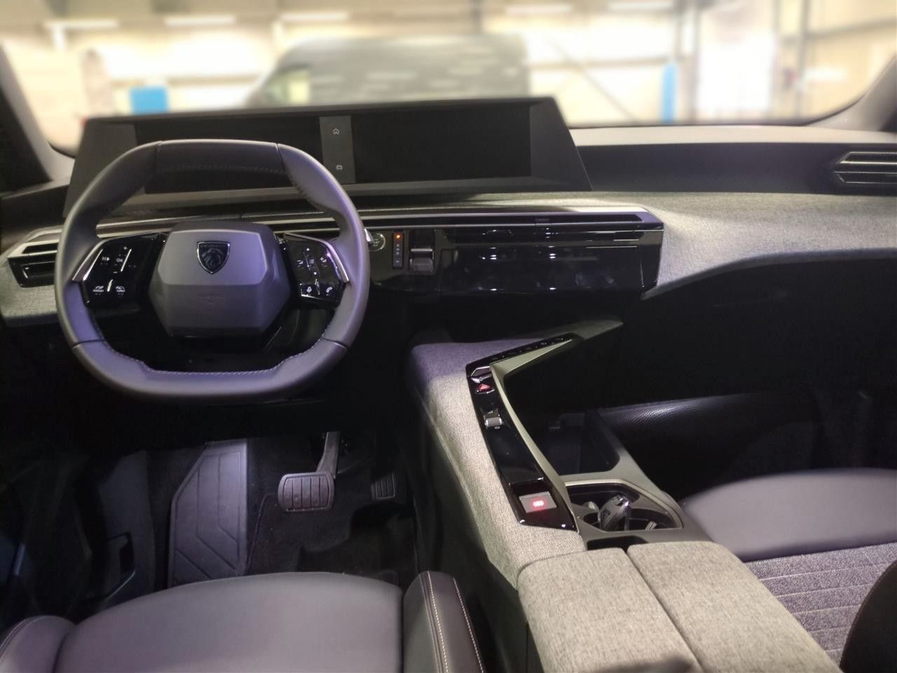 Fahrzeugabbildung Peugeot 3008 Hybrid 145 ALLURE E-DSC NAVI/LED/KAMERA