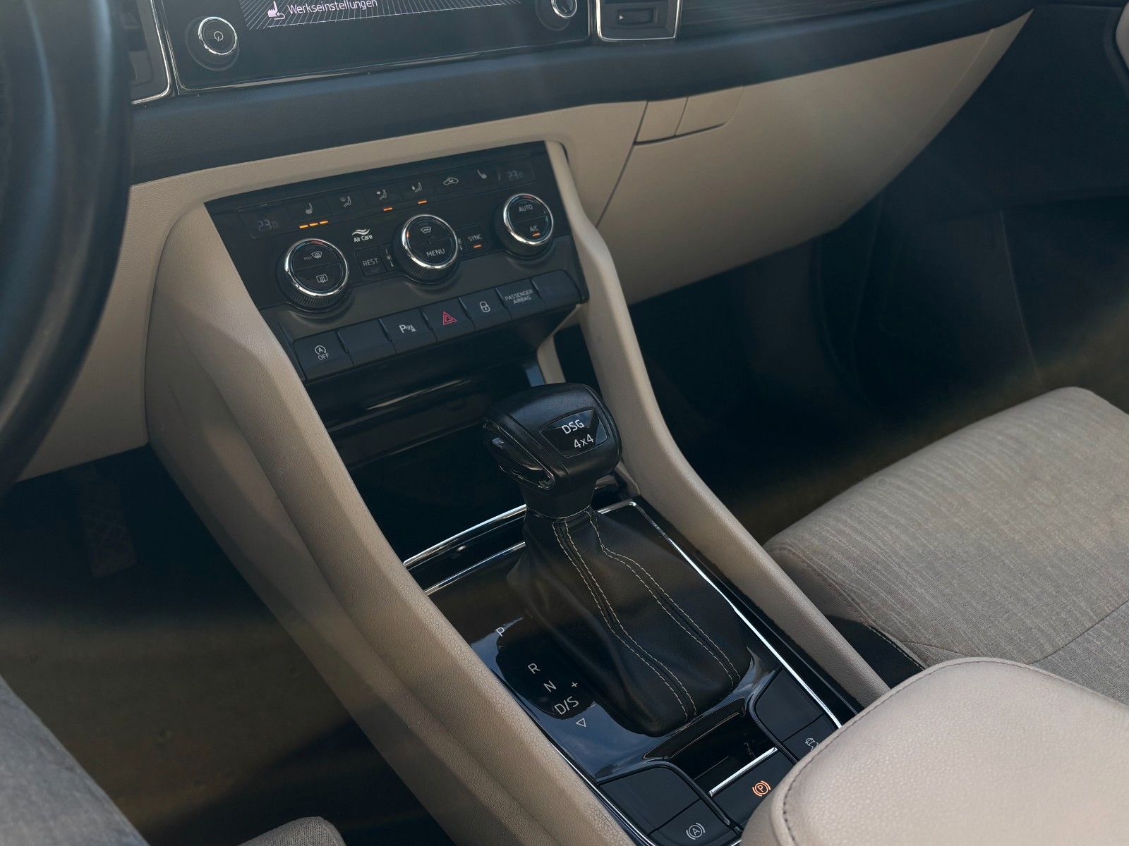 Fahrzeugabbildung SKODA Kodiaq Style 4x4 *Panorama*Kamera*ACC*SHZ