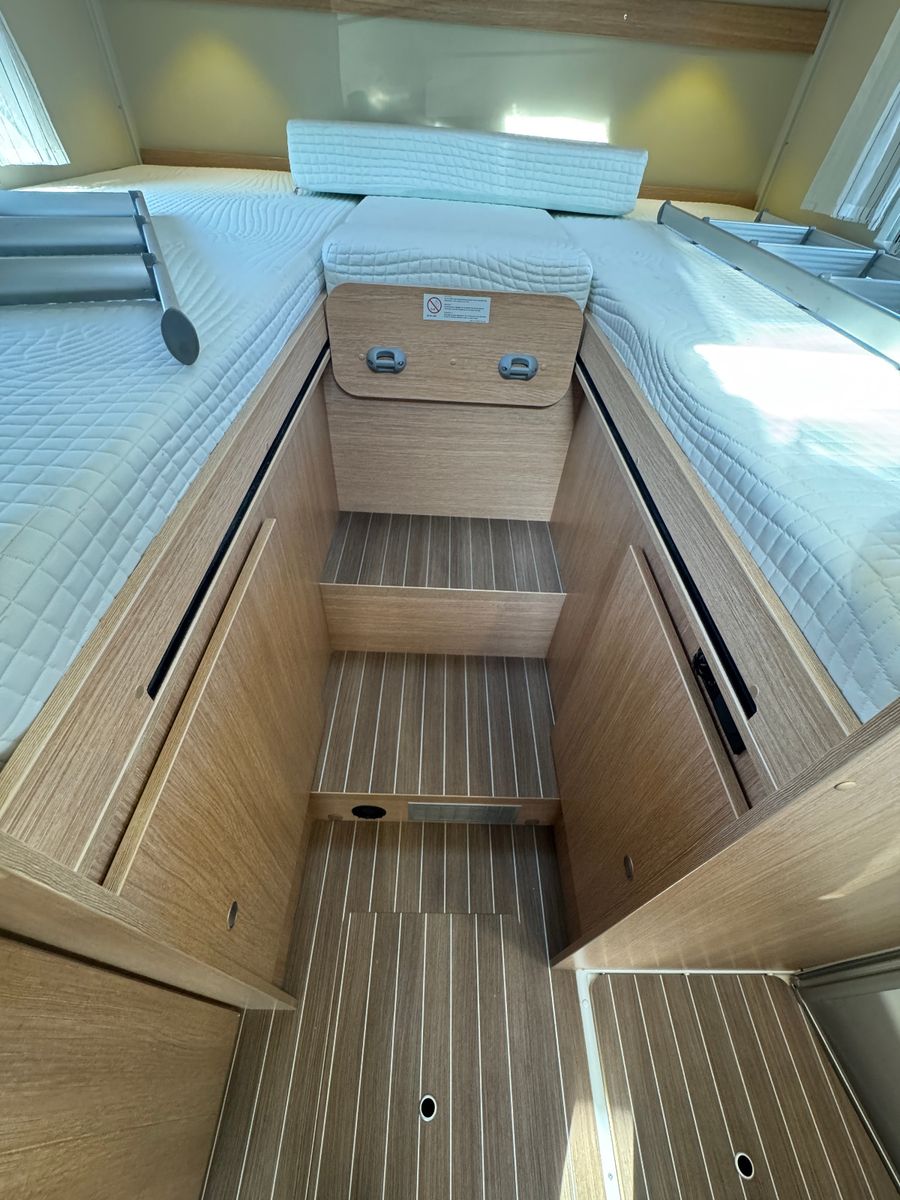Fahrzeugabbildung Sunlight T 68 FIAT DUCATO NAVI KAMERA SAT TV EB & HUBBETT