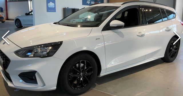 Ford Focus Turnier ST-Line