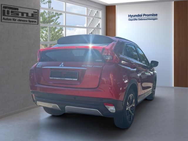 Fahrzeugabbildung Mitsubishi Eclipse Cross Top 4WD El. Panodach Navi Soundsys