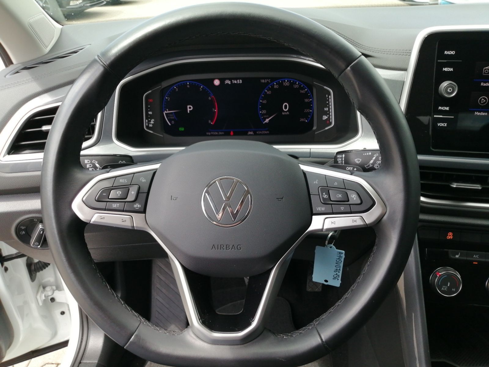 Volkswagen T-Roc - Bild 13