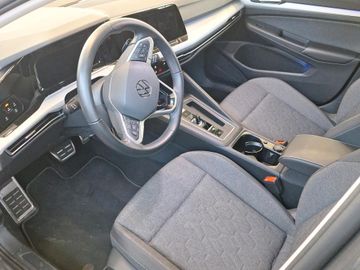 Volkswagen Golf - 5