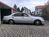 Toyota Crown Majesta V8, Allrad, Luftfahrwerk - Toyota Crown: Limousine