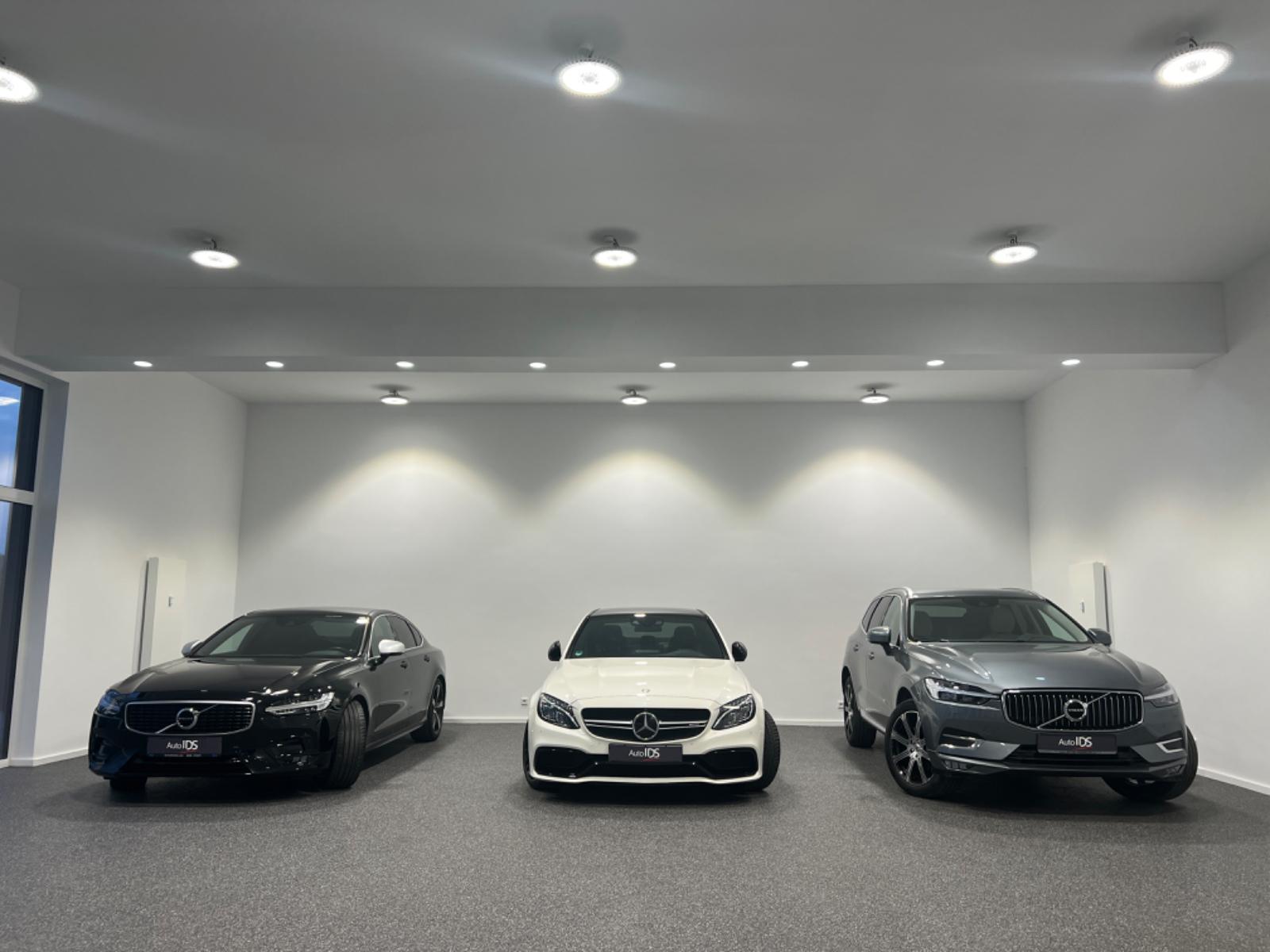 showroom-image-main
