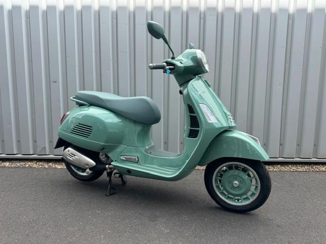 Vespa GTS 310 80th E5+ 80th Sondermodell