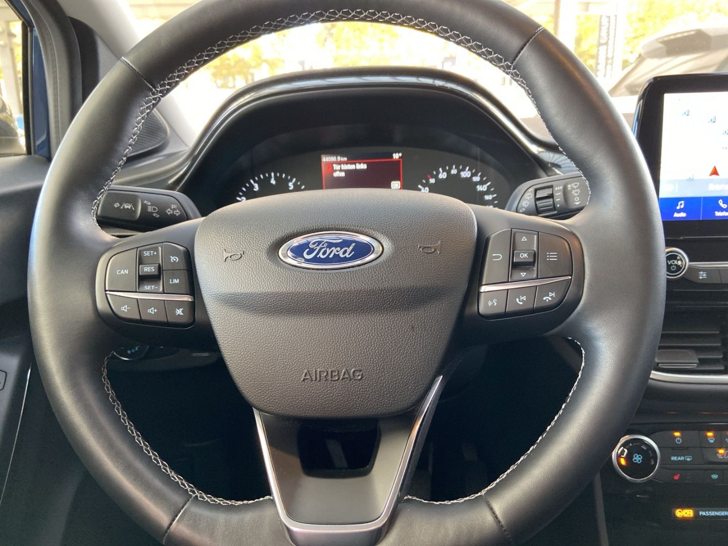 Fahrzeugabbildung Ford Puma Titanium 1.0 Mild Hybrid Winterpaket GJR NA