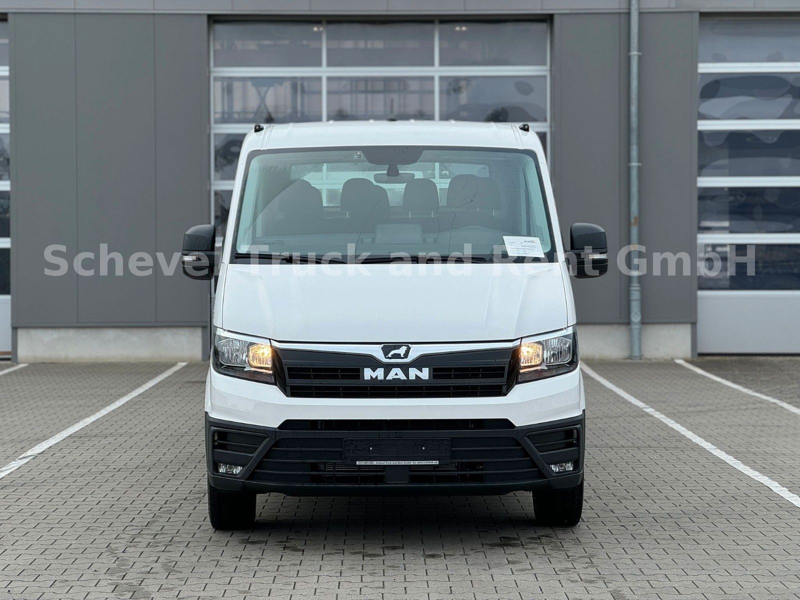 Fahrzeugabbildung MAN TGE 3.160 DoKa Pritsche *Lang* 3,5 AHK