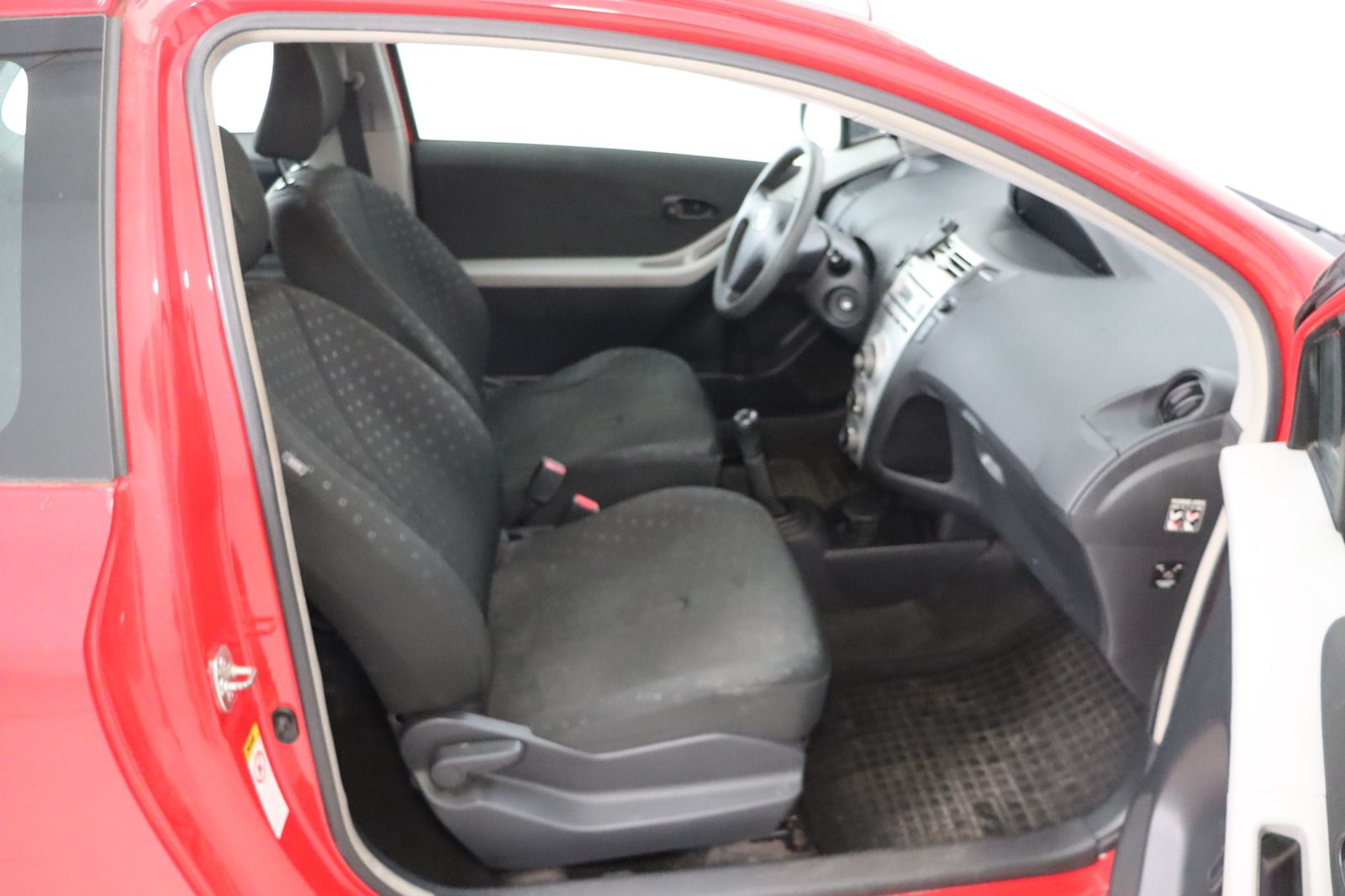 Fahrzeugabbildung Toyota Yaris 1.0-l-VVT-i * HU/AU bis 03.2026 *