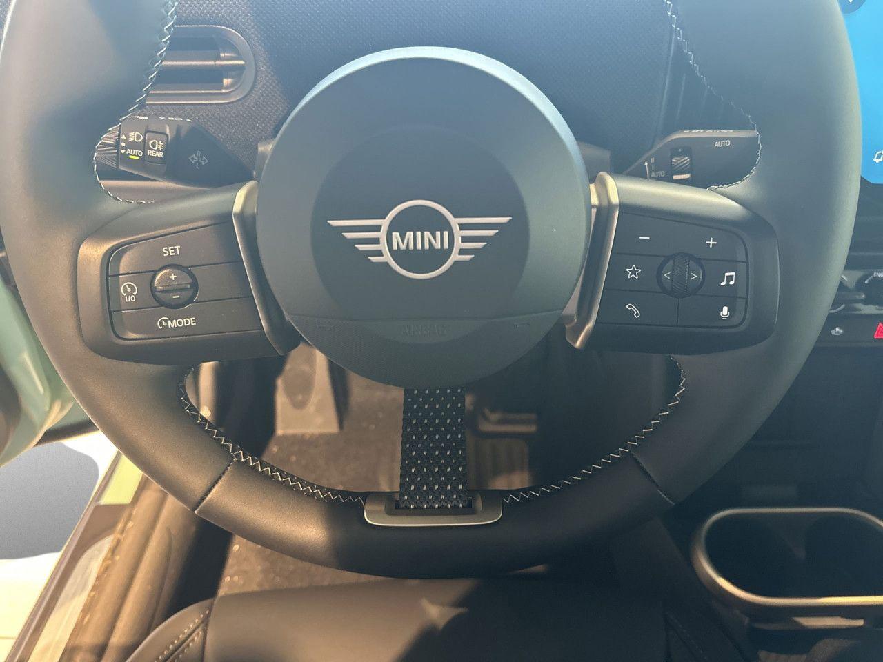 MINI HUD 360° H/K DAB SHZ LRHz Tempo Sportpaket Navi