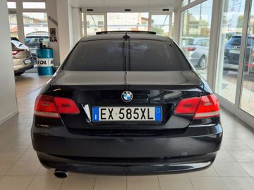 BMW 320 - 5