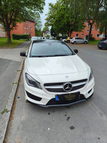 MERCEDES-BENZ CLA 180 AMG Line AMG Line