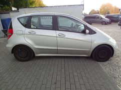 Fahrzeugabbildung Mercedes-Benz A 200 A 200 CDI (169.008) **MOTOR + GETRIEBE - O