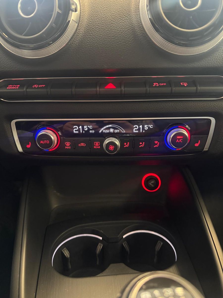 Fahrzeugabbildung Audi A3 Sportback/ SOUND/NAVI/KLIMA/GARANTIE