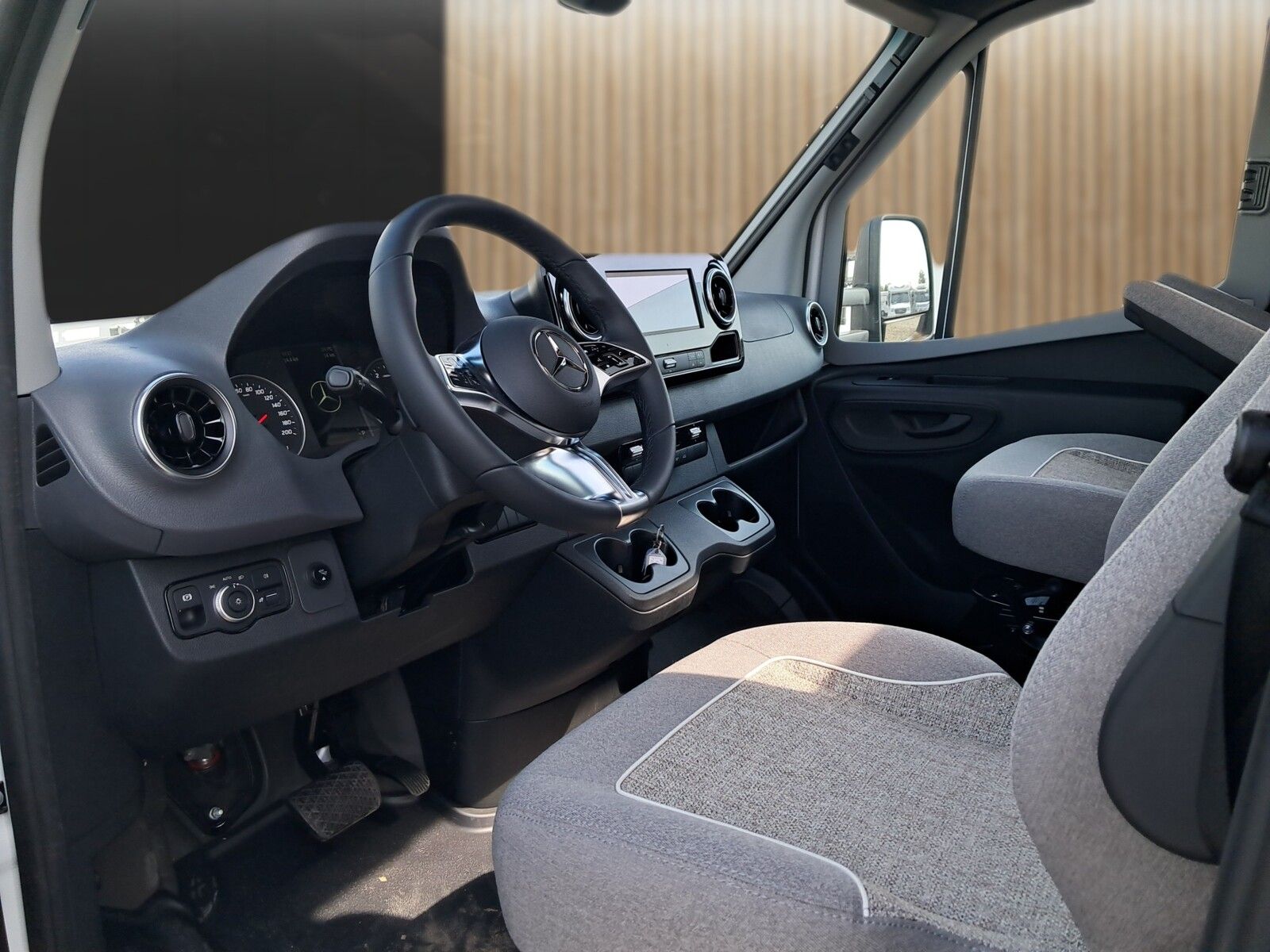 Fahrzeugabbildung Malibu T 450 RB LE comfort Klimaautomatik, Radio DAB