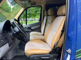 Volkswagen Crafter Wohnmobil 5x Sitzplätze, Anhängerkupplun - Volkswagen Cr