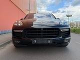 Porsche Cayenne GTS Pano Bose Standhz - Porsche Cayenne in Berlin
