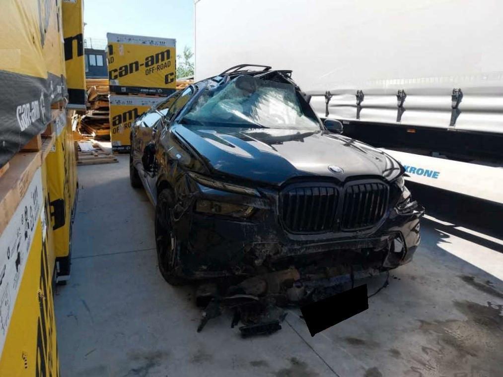 BMW X7 xDrive40d/Netto: 28.000