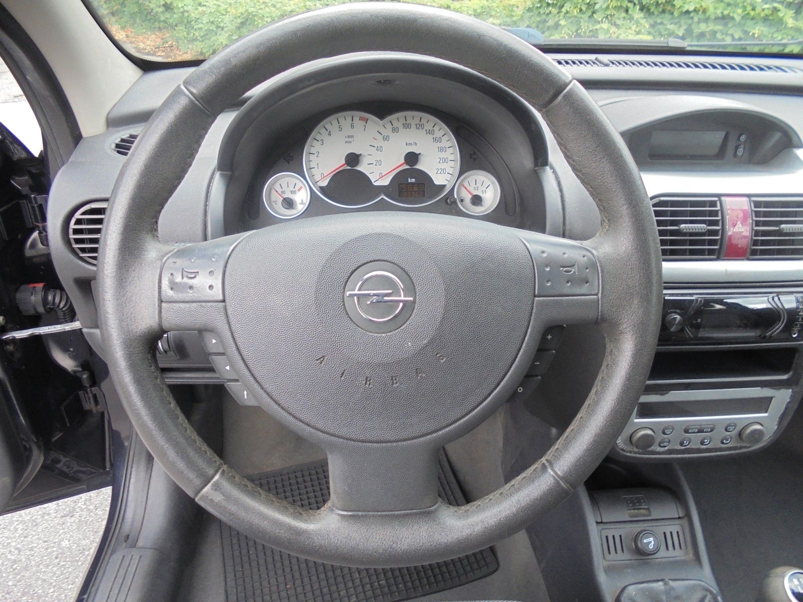 Fahrzeugabbildung Opel Corsa C/Klimaautomatik/Service Neu