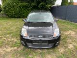 Ford Fiesta Connection - Ford Fiesta mit Benzin-Antrieb: Kleinwagen, Connection