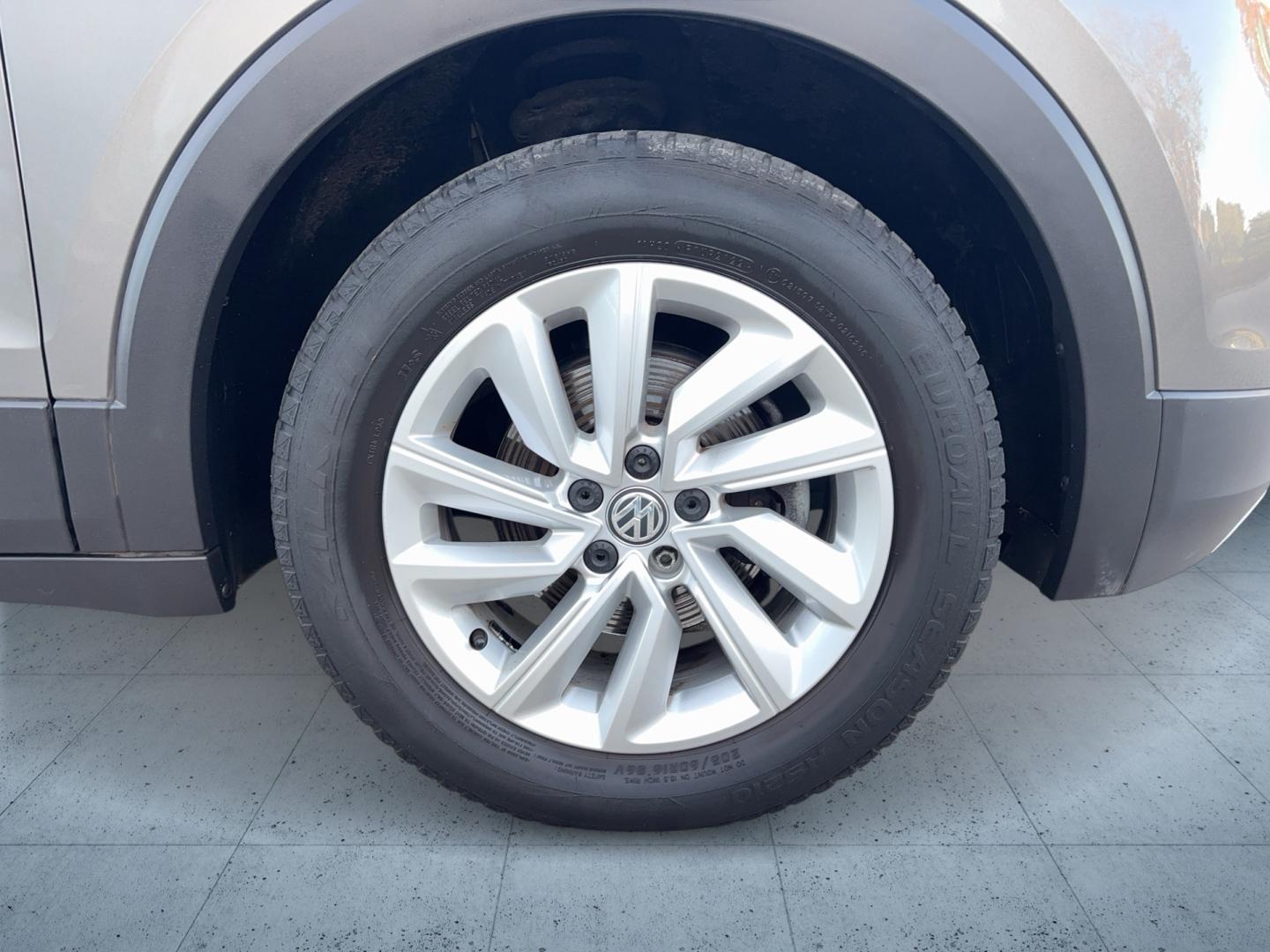 Volkswagen T-Cross Life 1.0 TSI DSG ACC KAMERA NAVI PDC