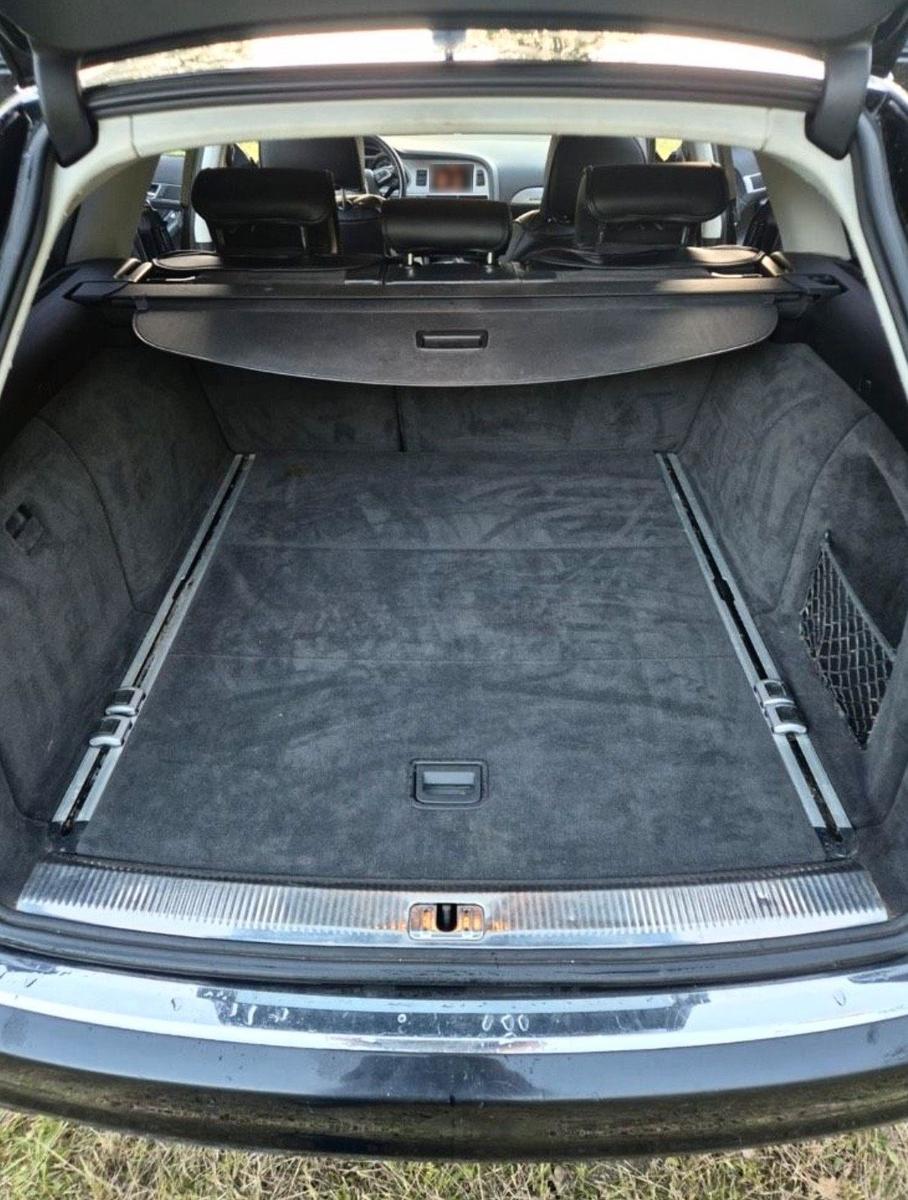 Audi A6 2009 — photo 9