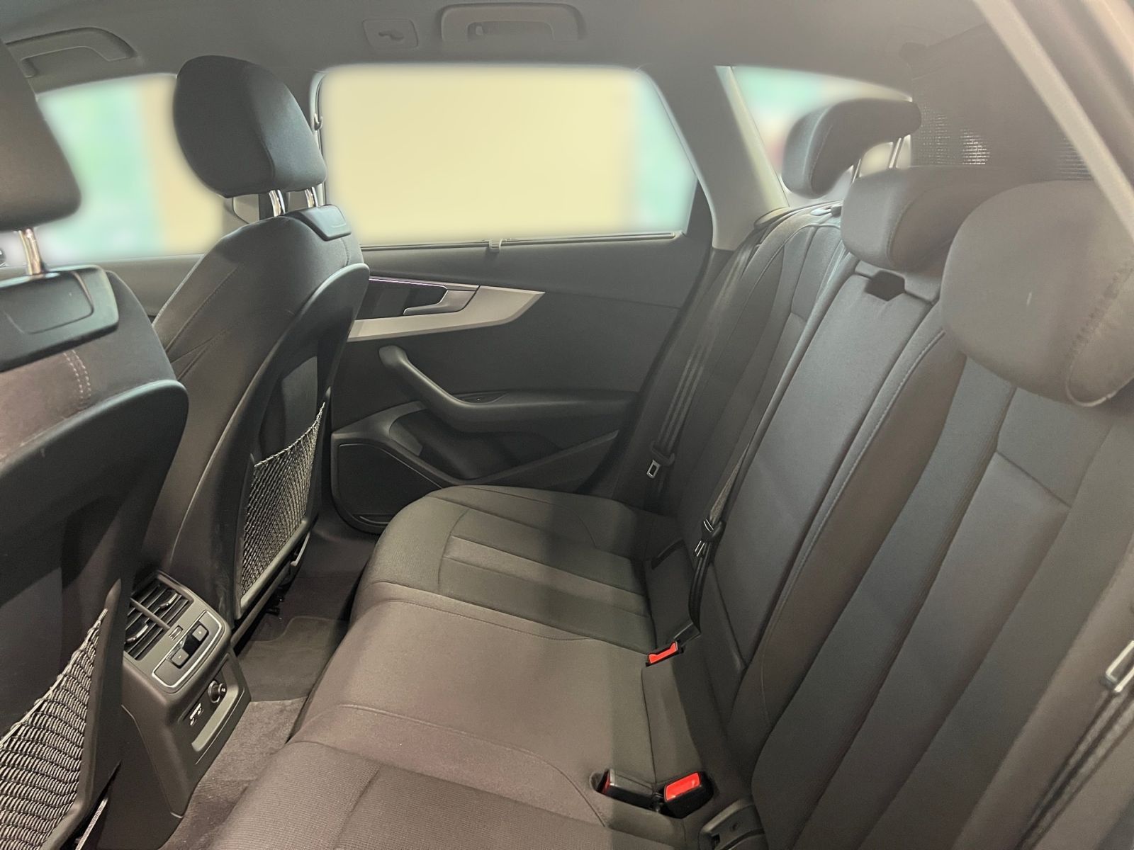 Audi A4 - Bild 13