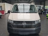 Volkswagen T6.1 Caravelle  Kurz Trendline Klimaaut. 9Sitzer - VW T6 Caravelle mit Schiebetür