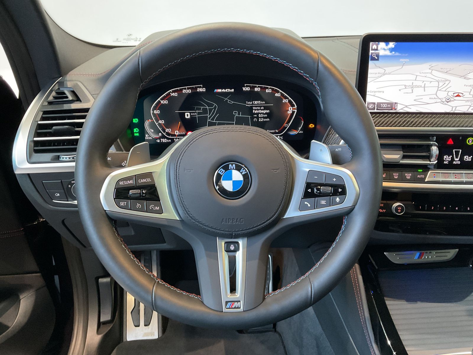Fahrzeugabbildung BMW X4 M40d Standheizung | Panorama-Glasdach | 20" L
