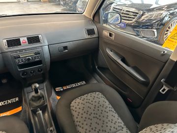 Skoda Fabia *KLIMA*AHK*TÜV: 327*Dachreling*