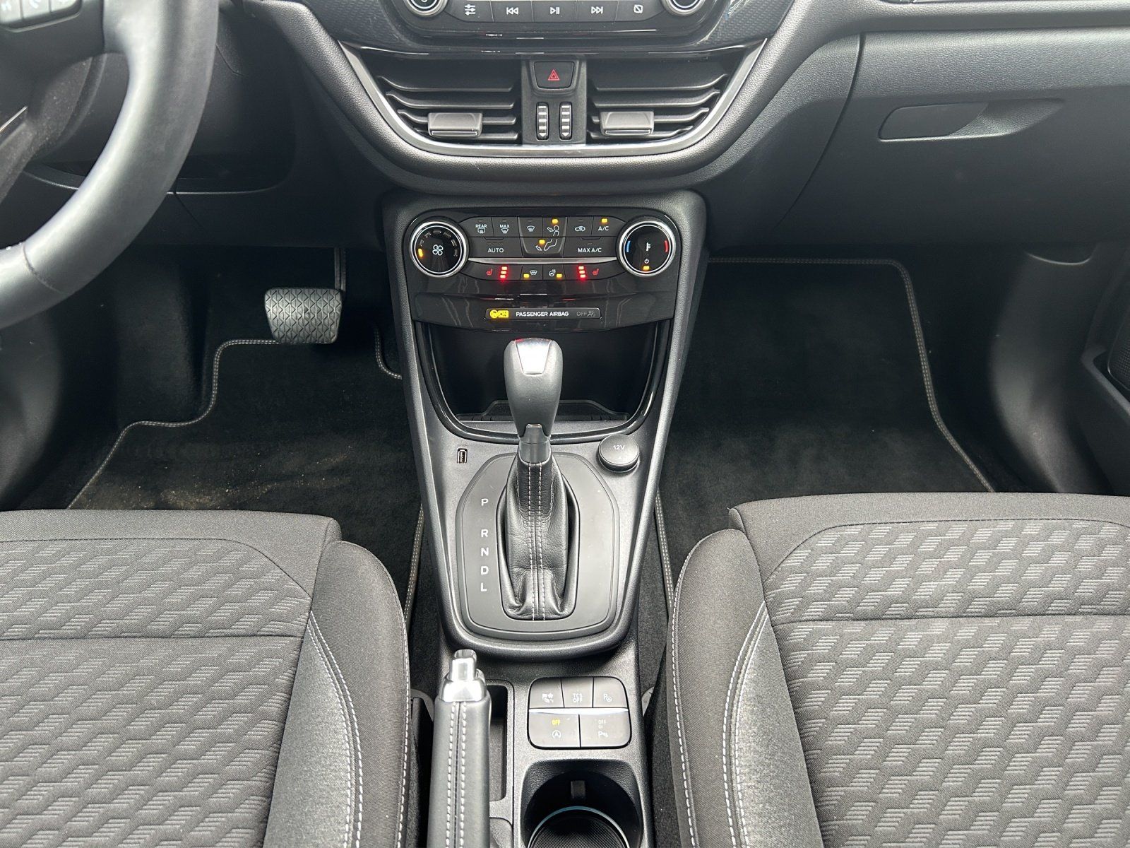 Fahrzeugabbildung Ford Puma 1.0 Mild Hybrid Titanium Aut./LED/NAVI/ACC/