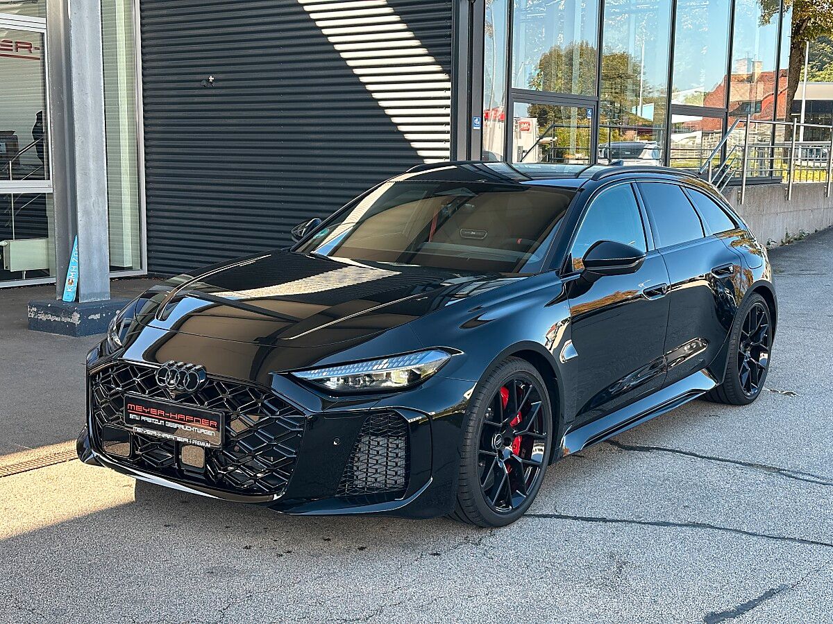 Audi RS5 Avant PHEV quattro Tiptronic / Pano / Car...