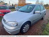 Opel Astra 1,6 Klimaanlage+Allwetterräder+Serviceheft - gebrauchte Opel Astra aus dem Jahr 1999