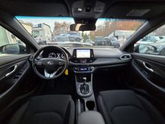 Fahrzeugabbildung i30 Passion +