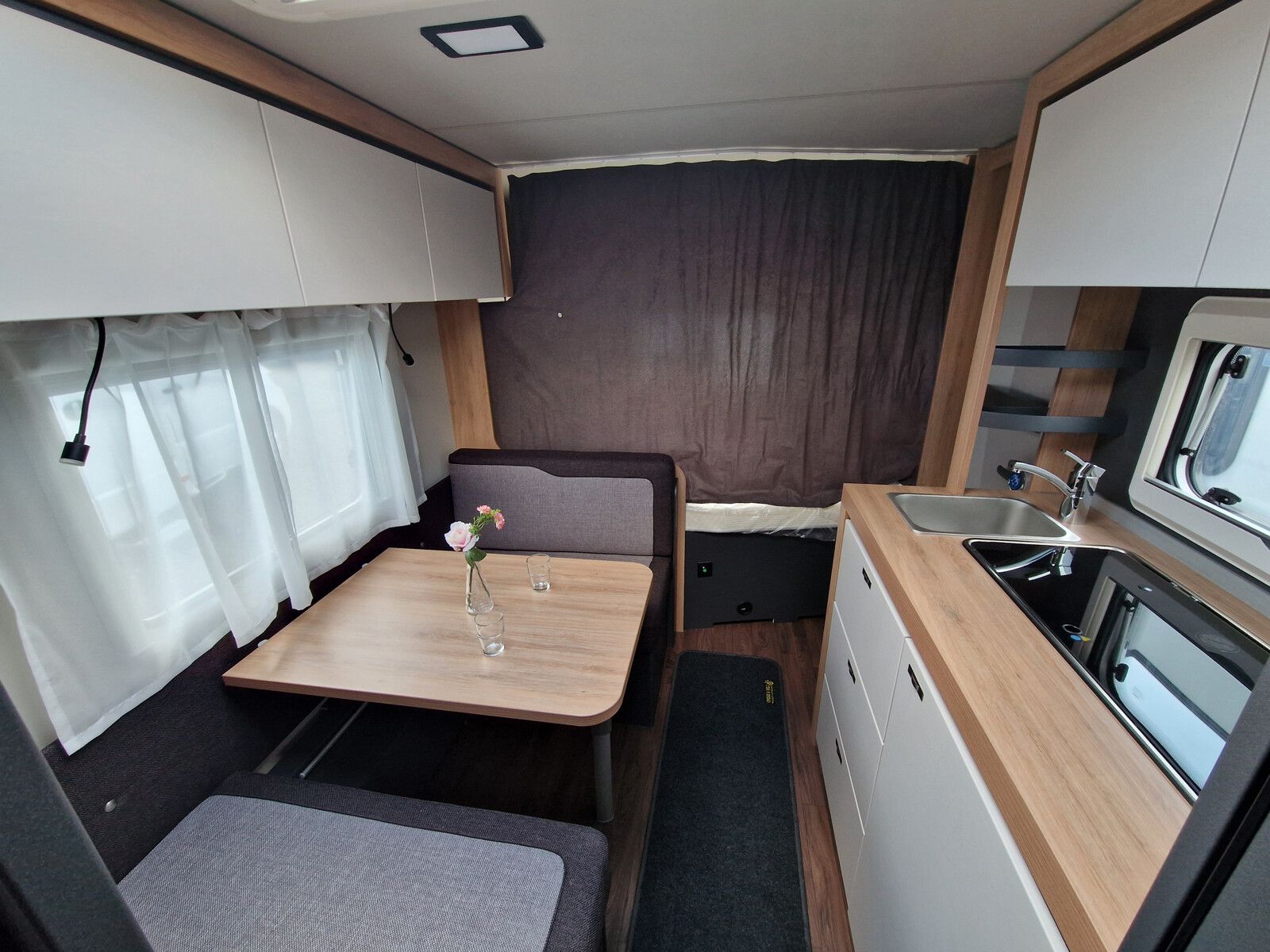 Fahrzeugabbildung Knaus Sport 500 KD 3-Etagenbett mit Garagenklappe