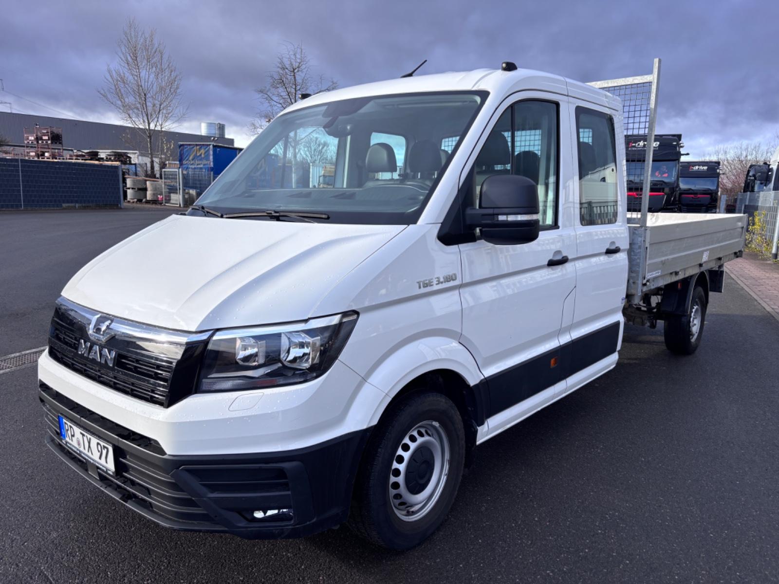 MAN TGE 3.180 3-Seiten-Kipper AHK lang Doka