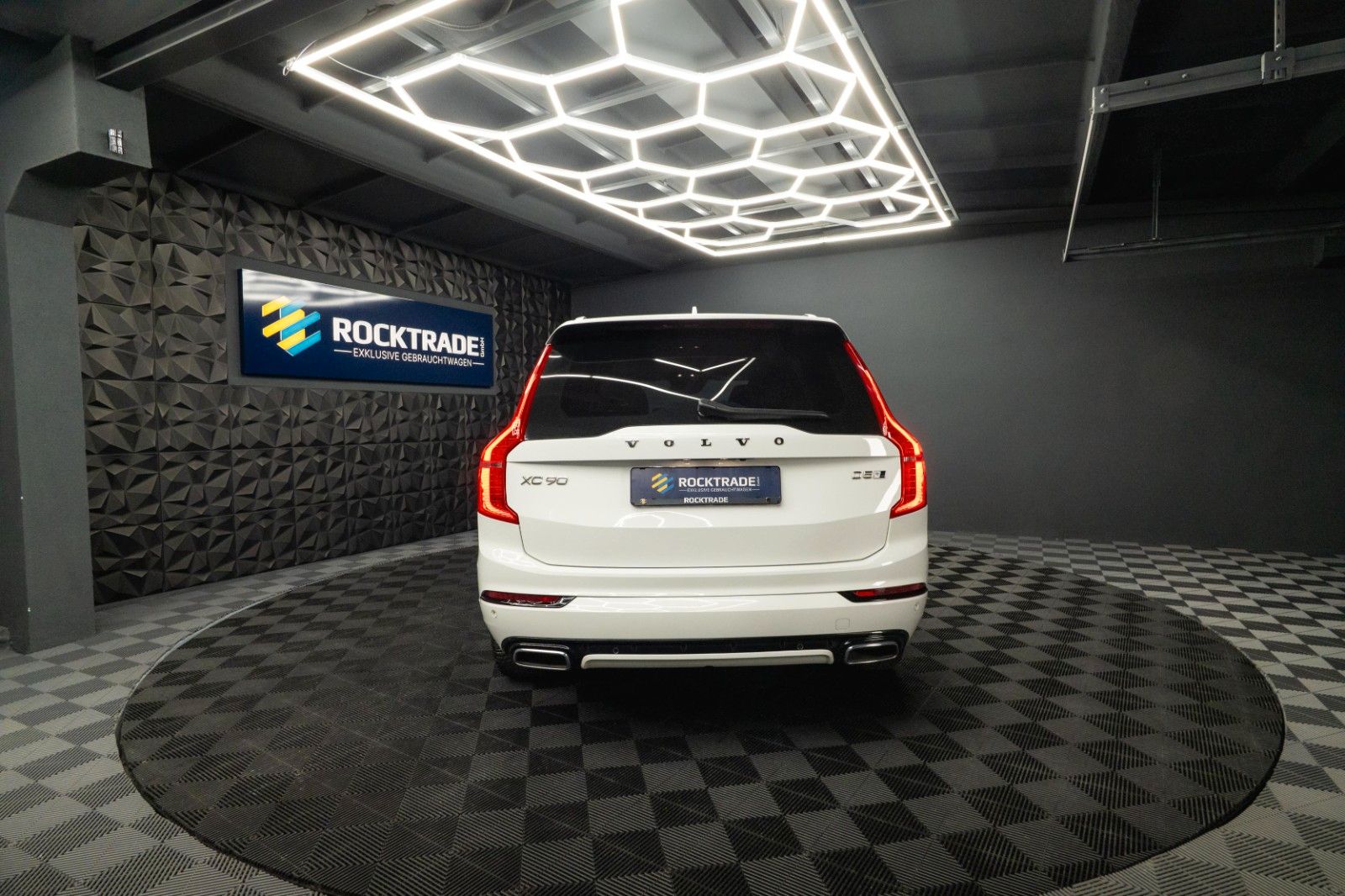 Fahrzeugabbildung Volvo XC90 R Design AWD Night-Paket | ACC | LED | DAB+