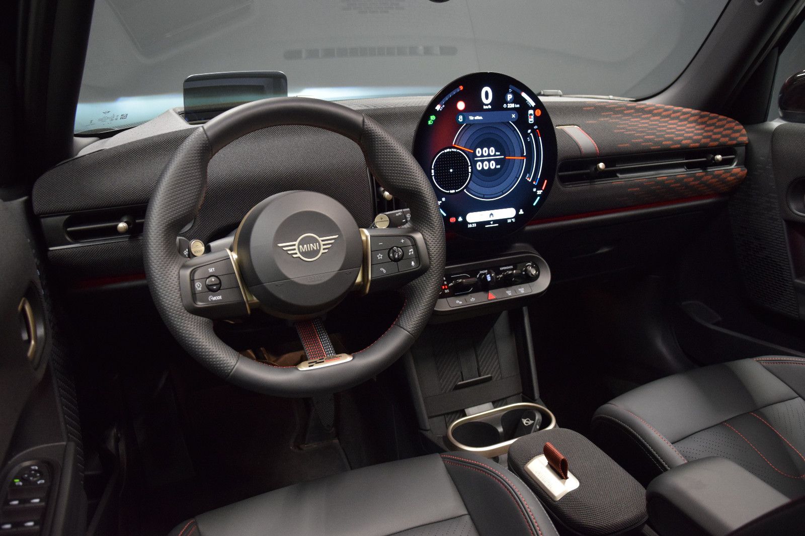 Fahrzeugabbildung MINI Cooper C John Cooper Works Trim HuD Pano Leder