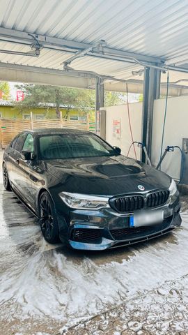 BMW M550i xdrive 700ps